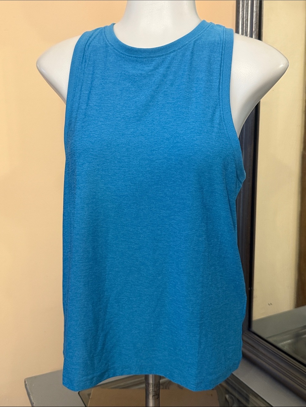 Beyond Yoga XS Teal Blue Crewneck Tank Top